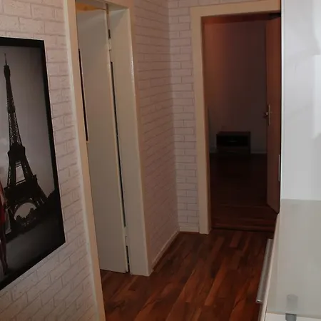 Profair Private Apartments & Rooms City Centre - Room Agency Homestay *