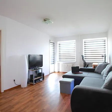 Homestay Profair Private Apartments & Rooms City Centre - Room Agency