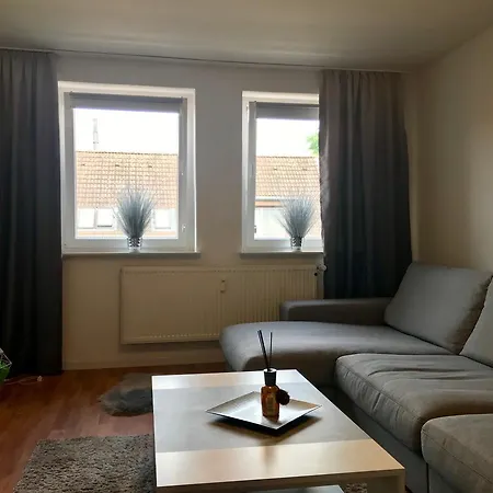 Profair Private Apartments & Rooms City Centre - Room Agency *